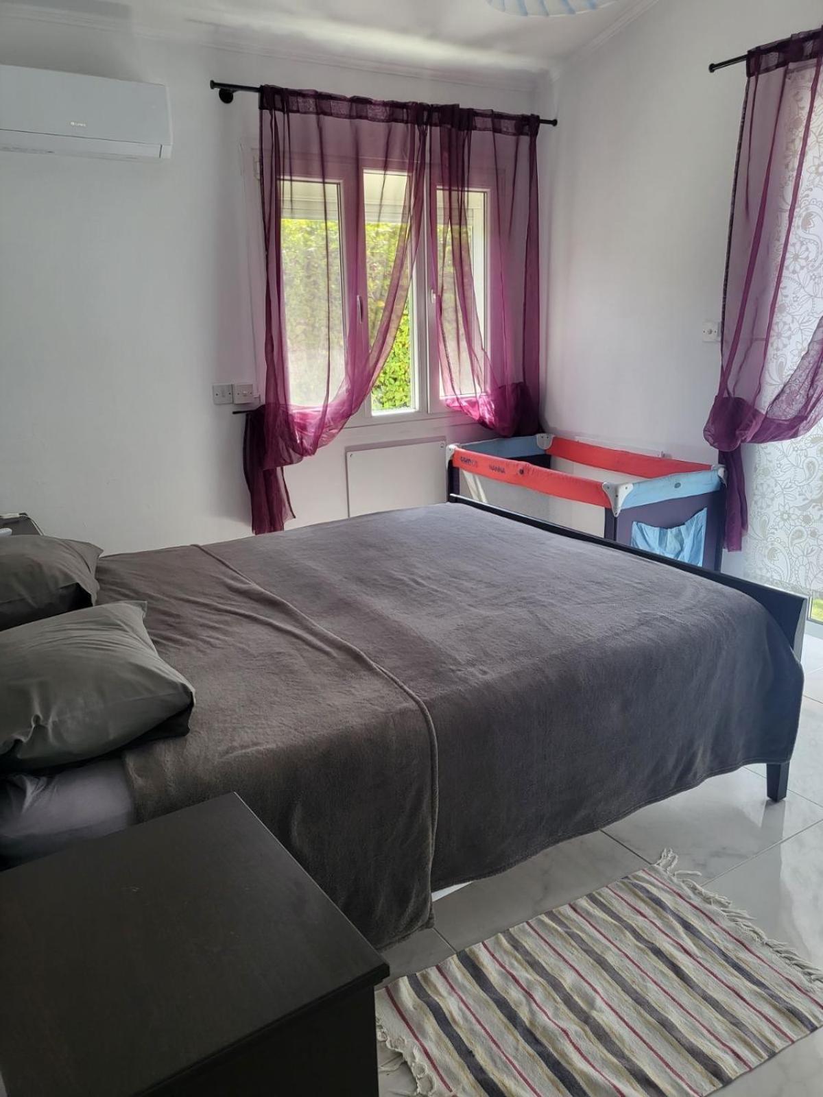 Villa Neyla Four Bedroom Coral Bay Beach Front Bagian luar foto